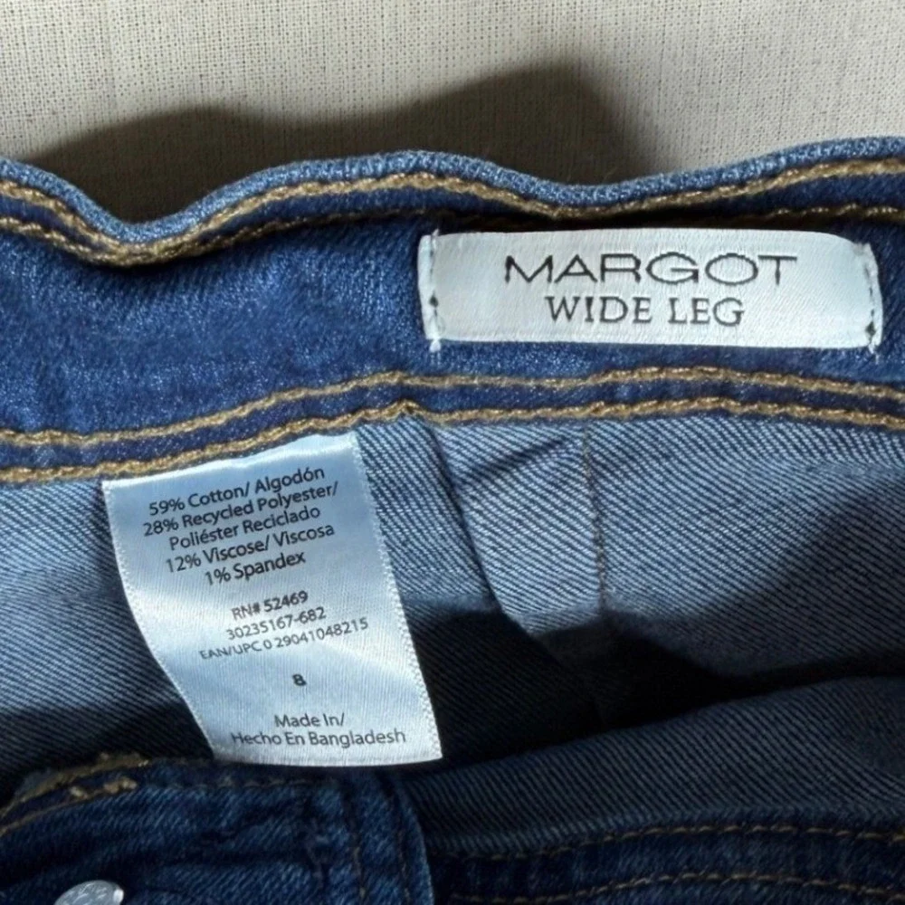 Sofia‎ Vergara Margot Wide Leg Frayed Hem Jeans size 8 Blue